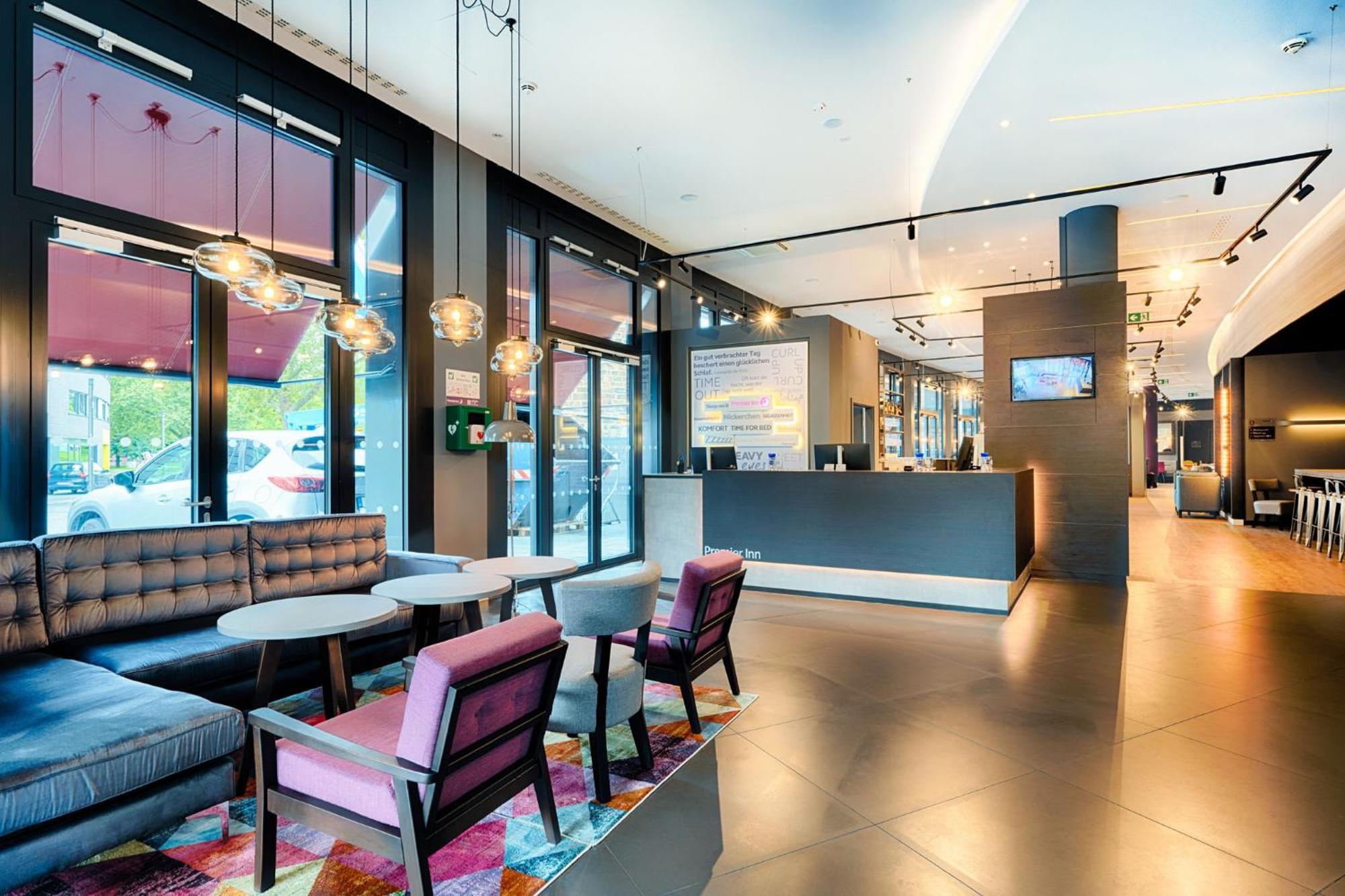 Premier Inn Heilbronn City Centre Exterior foto